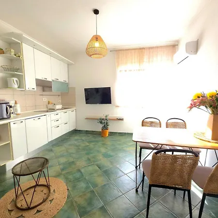 Апартаменти Apartment Verde