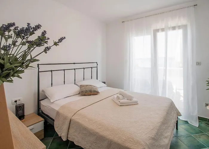 아파트 Apartment Verde