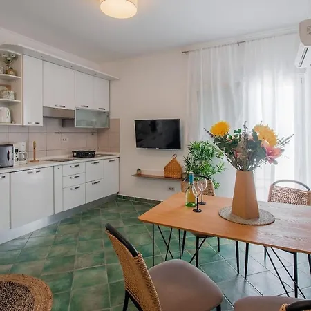 Apartment Verde Apartman Zadar